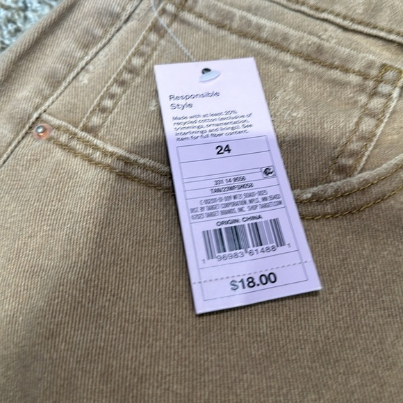 🟢NWT tan wild fable jean shorts - Picture 3 of 3